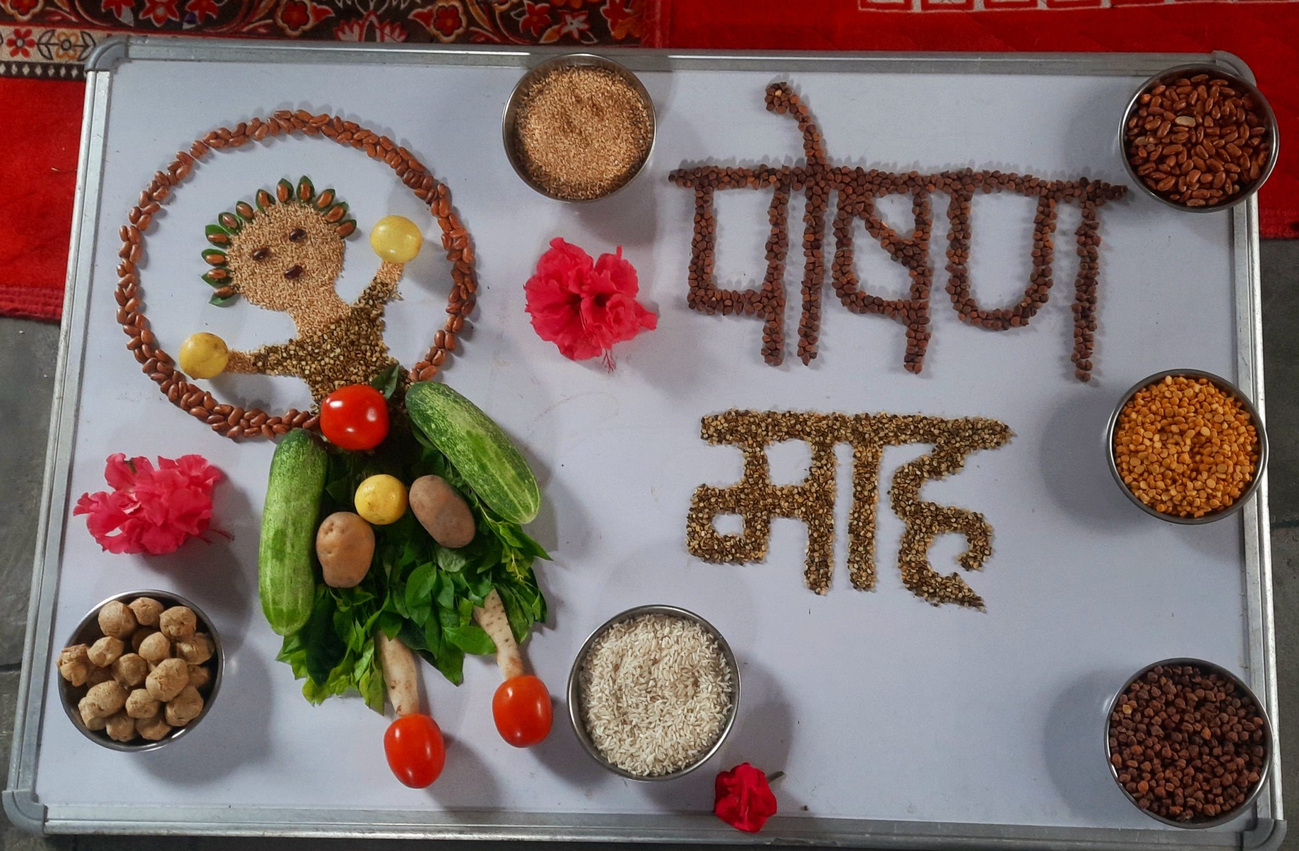 उत्तराखंडः टिहरी में पोषण माह के तहत महिलाओं को पौष्टिक आहार सहित अन्य जानकारी दी गई