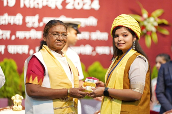 President Murmu says educated and self-reliant daughters can become partners in country’s development