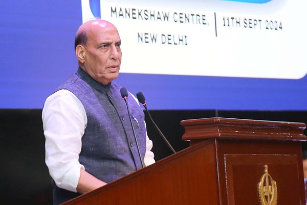 सरकार सीमावर्ती क्षेत्रों के विकास के लिए पूरी तरह प्रतिबद्ध है –  रक्षा मंत्री राजनाथ सिंह