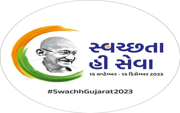 पौड़ी जिले की महिलाओं ने स्वच्छता ही सेवा के मूल मंत्र को आत्मसात करते हुए चलाया सफाई अभियान