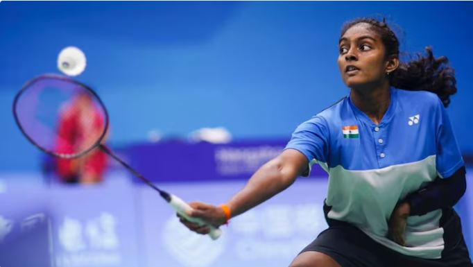 خواتین کے SU-5 بیڈمنٹن مقابلے میں Thulasimathi Murugesan فائنل میں پہنچ  گئی ہیں