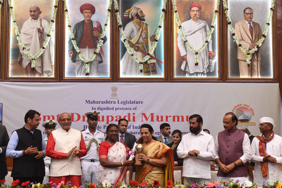 राष्ट्रपति द्रौपदी मुर्मु: महिलाओं के सामाजिक-आर्थिक विकास के बिना देश का विकास संभव नहीं  