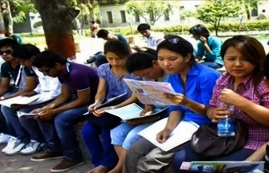 विद्यार्थांना जात वैधता प्रमाणपत्र सादर करण्यासाठी सहा महिन्यांची मुदत