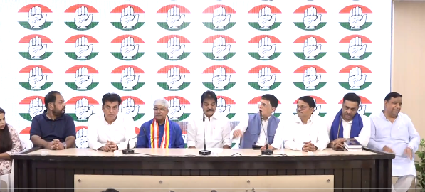 आम आदमी पार्टी विधायक और दिल्ली के पूर्व मंत्री राजेंद्र पाल गौतम कांग्रेस में शामिल