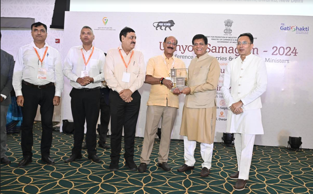 उत्तराखण्ड को ईज ऑफ डूईंग बिज़नस के तहत मिला ’टॉप अचीवर्स’ श्रेणी का पुरस्कार