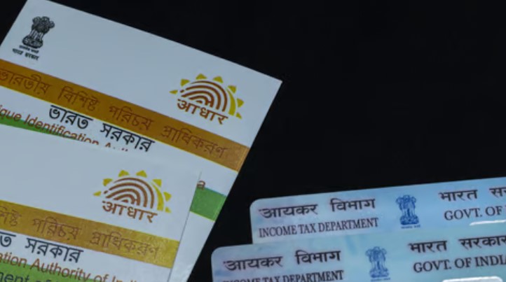 Government Blocks Websites Leaking Aadhaar and PAN Details of Citizens