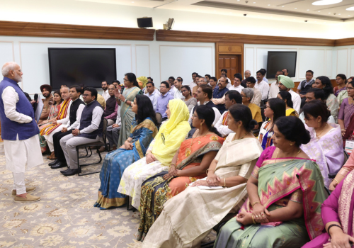 प्रधानमंत्री ने राष्ट्रीय शिक्षक पुरस्कार से सम्मानित शिक्षकों से बातचीत की, कहा युवाओं को विकसित भारत के लिए तैयार करने की जिम्मेदारी इनके हाथों में