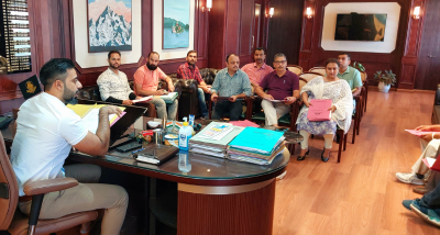 उपायुक्त जतिन लाल ने अधिकारियों की बैठक लेकर जिले में प्रधानमंत्री विश्वकर्मा योजना और नेशनल बैम्बू मिशन की प्रगति की गहन समीक्षा की