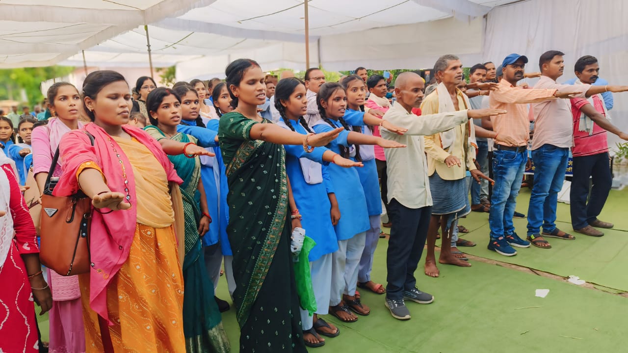 ”स्वच्छता ही सेवा”अभियान के तहत छत्तीसगढ़ में विभिन्न कार्यक्रम आयोजित कर लोगों को स्वच्छता के प्रति जागरूक किया जा रहा