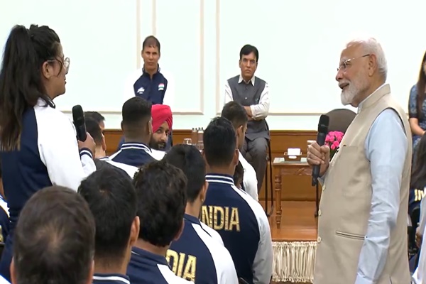 PM Modi meets and interacts with para athletes that participated in Paralympic Games 2024