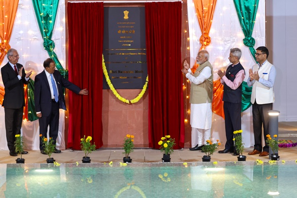 PM Narendra Modi reaches Bandar Seri Begawan; Inaugurates new Chancery of the High Commission of India in Brunei