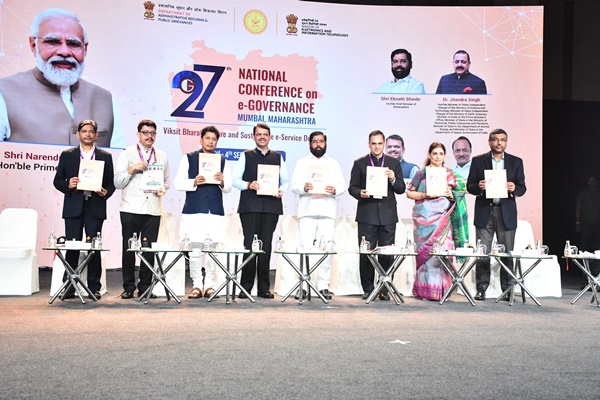 Maharashtra CM inaugurates 27th National Conference on e-Governance; praises winners of National e-Governance Awards