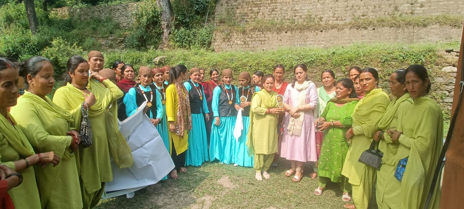 कटौला में पोषण माह के दौरान जागरूकता शिविर तथा किशोरी मेले का आयोजन किया गया