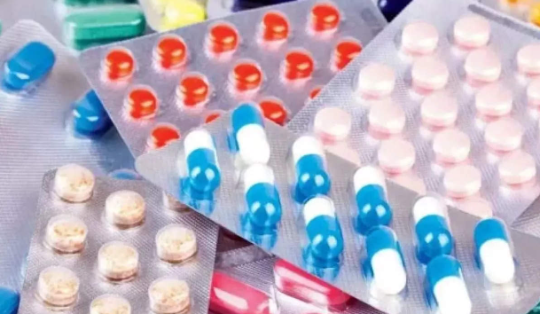 केंद्रीय औषधि मानक नियंत्रण संगठन ने अपनी रिपोर्ट में 50 से अधिक दवाओं को मानक गुणवत्ता के स्‍तर से नीचे का घोषित किया