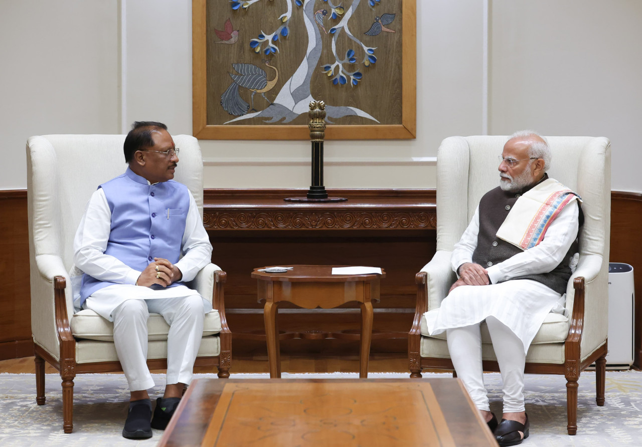 मुख्यमंत्री विष्णुदेव साय ने प्रधानमंत्री नरेंद्र मोदी से की मुलाकात