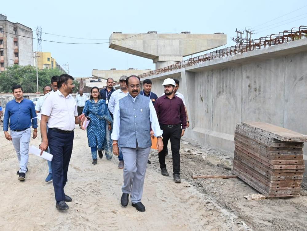 छत्तीसगढ़ के लोक निर्माण मंत्री अरुण साव ने रायपुर और नवा रायपुर में विभागीय कार्यों का जायजा लिया