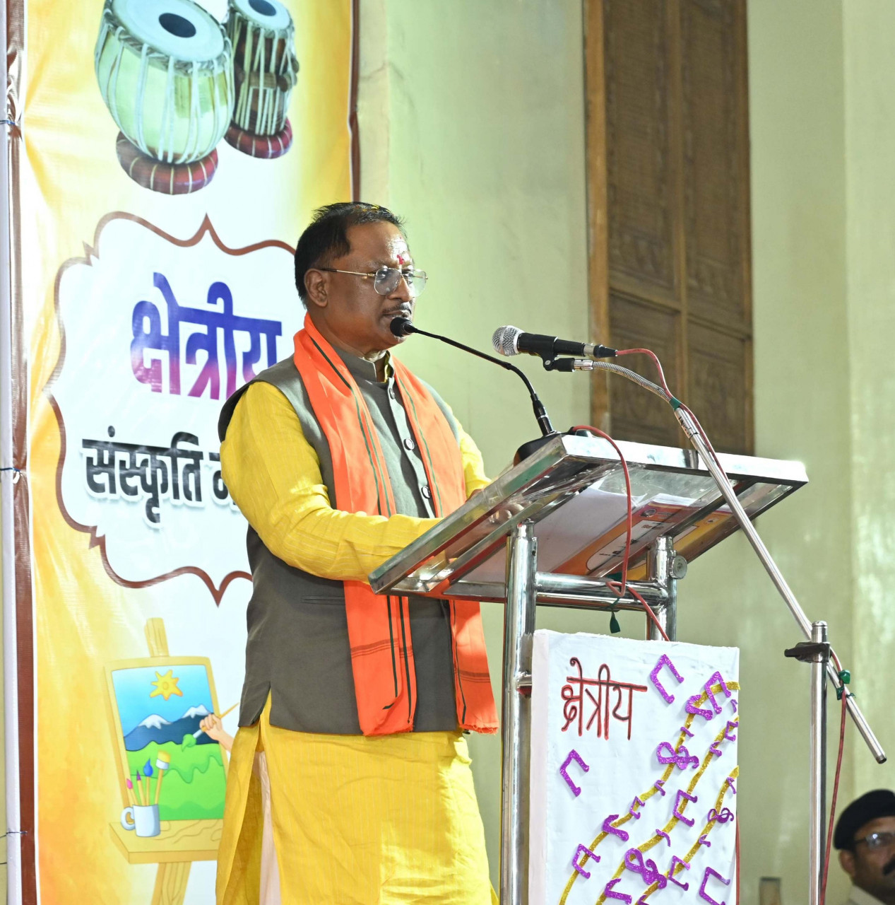 मुख्यमंत्री विष्णुदेव साय ने रायपुर के रोहिणीपुरम स्थित सरस्वती शिशु मंदिर में आयोजित तीन दिवसीय क्षेत्रीय संस्कृति महोत्सव का शुभारंभ किया