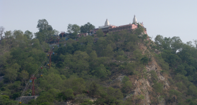 हरिद्वार के मनसा देवी मन्दिर और पहुंच मार्ग में पुनर्निमाण कार्य के लिए राज्य सरकार ने 1.5 करोड़ रुपए से अधिक की स्वीकृति दी