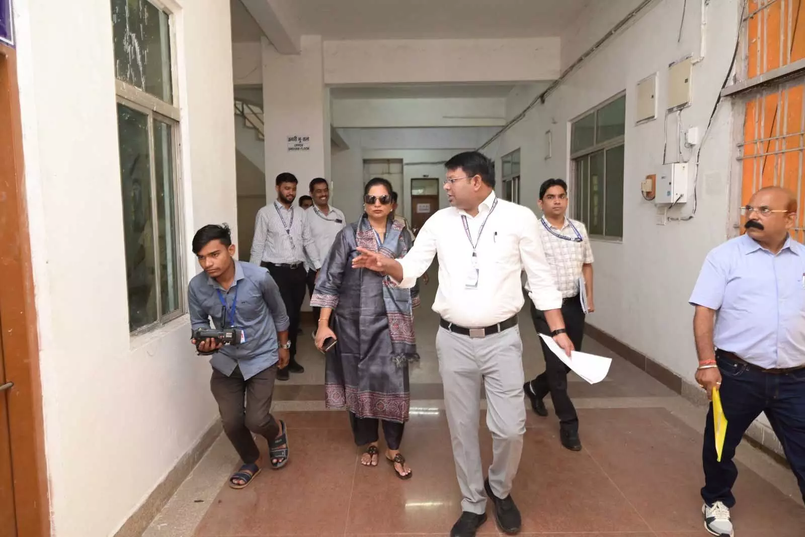 रायपुर दक्षिण विधानसभा क्षेत्र के लिए हो रहे उपचुनाव से संबंधित प्रशासनिक तैयारियां जोरों पर
