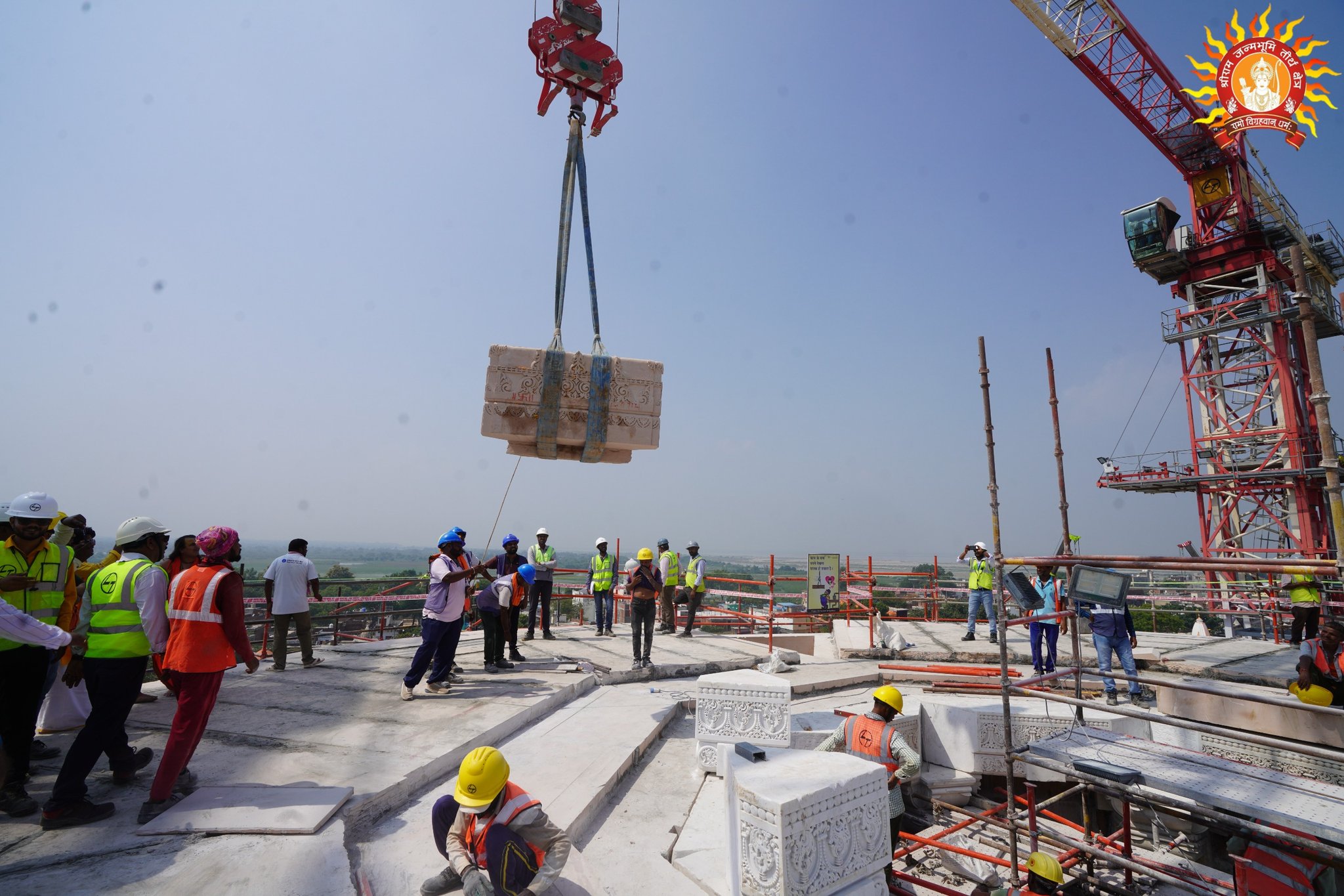 अयोध्या में आज से श्री राम मंदिर के शिखर के निर्माण का काम शुरू