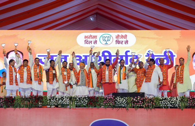 काँग्रेस जाती-पातीचं राजकारण करत असल्याची प्रधानमंत्र्यांची टीका