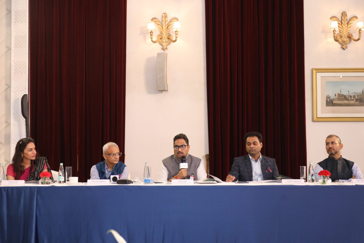 ऑनलाइन गैरव्यवहारांच्या वाढत्या धोक्याला नियंत्रणात ठेवण्यासाठी स्कॅम से बचो अभियान सुरू