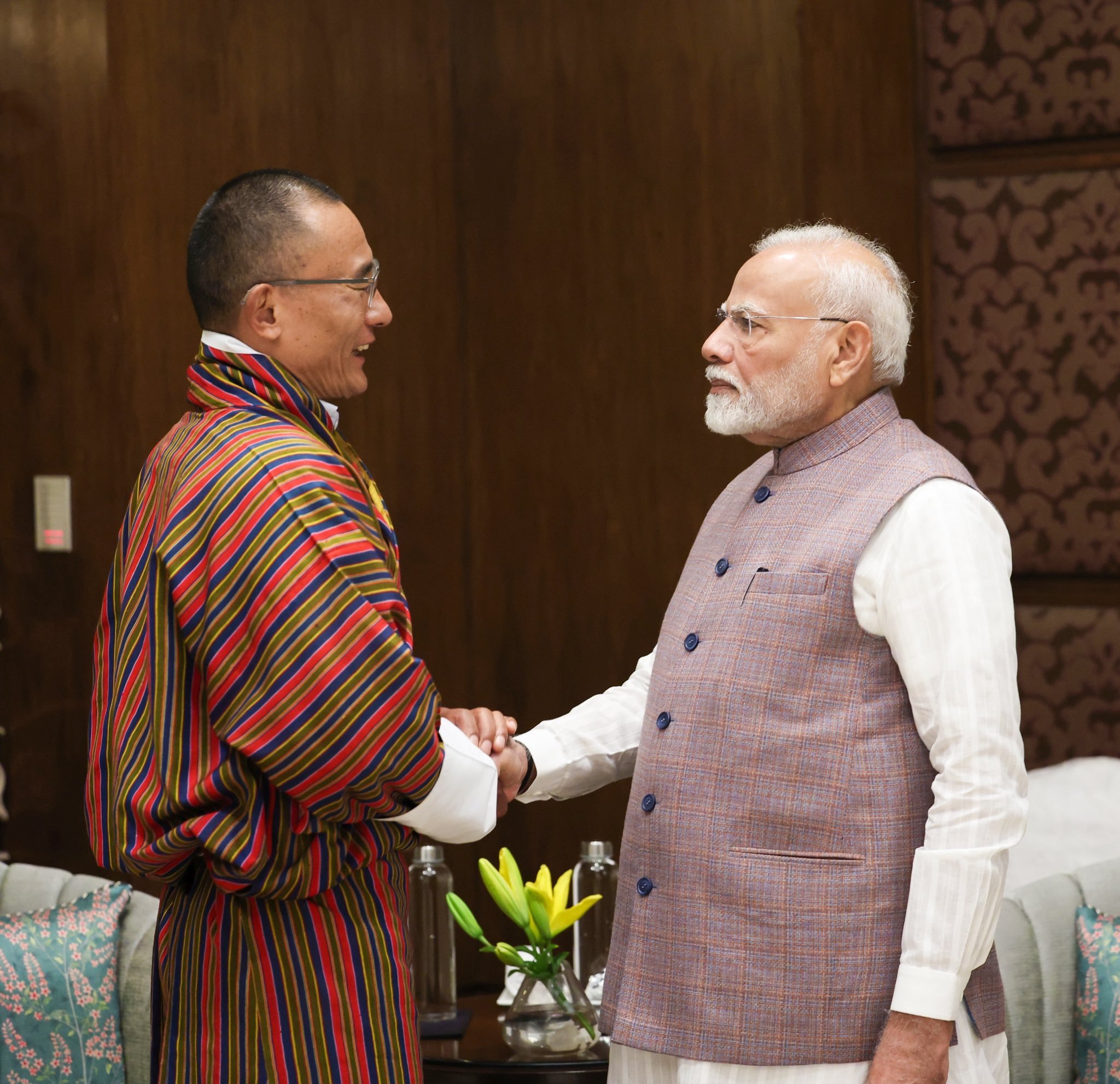 प्रधानमंत्री नरेन्‍द्र मोदी ने नई दिल्ली में भूटान के प्रधानमंत्री शेरिंग टोबगे से मुलाक़ात की