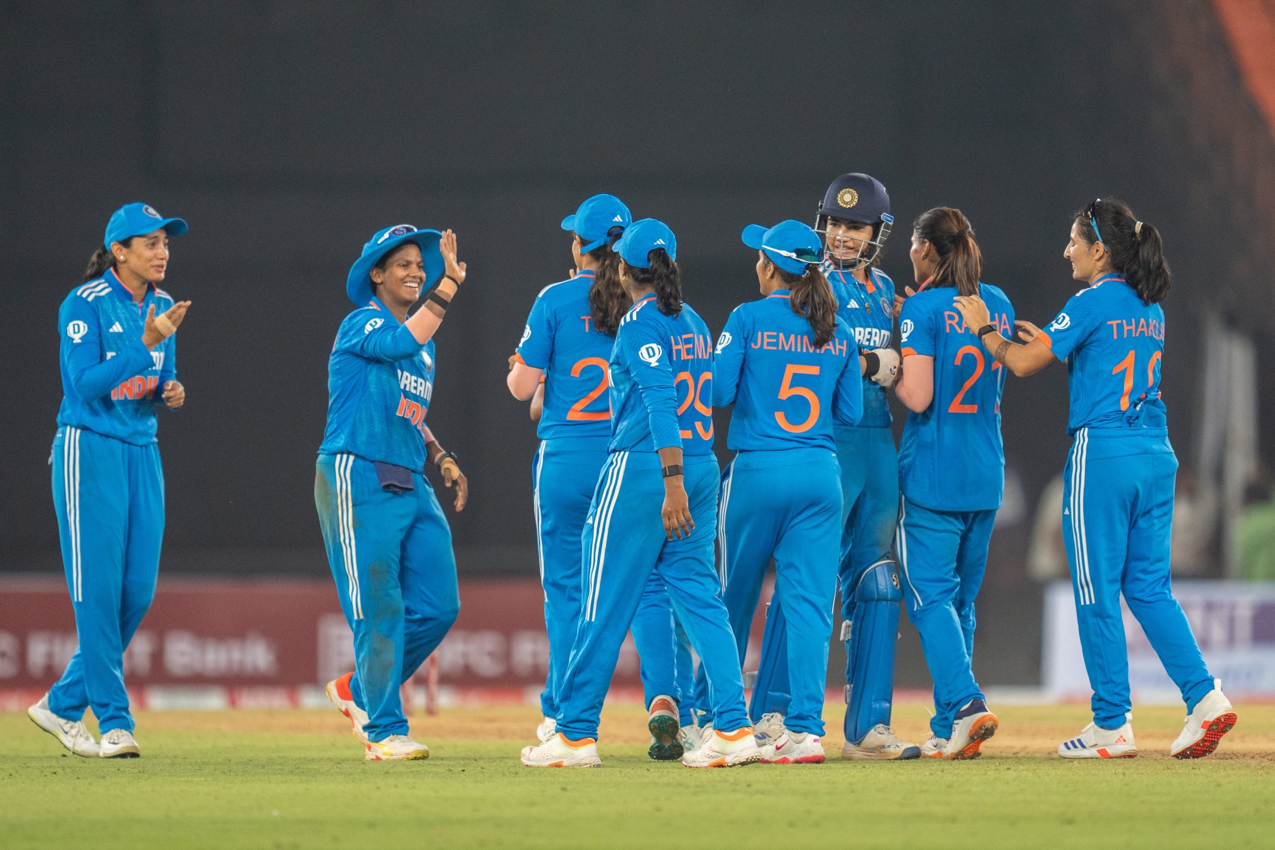 आज तीन मैचों की श्रृंखला के दूसरे एकदिवसीय अंतरराष्ट्रीय मैच में न्यूजीलैंड के साथ खेलेगी भारतीय महिला क्रिकेट टीम