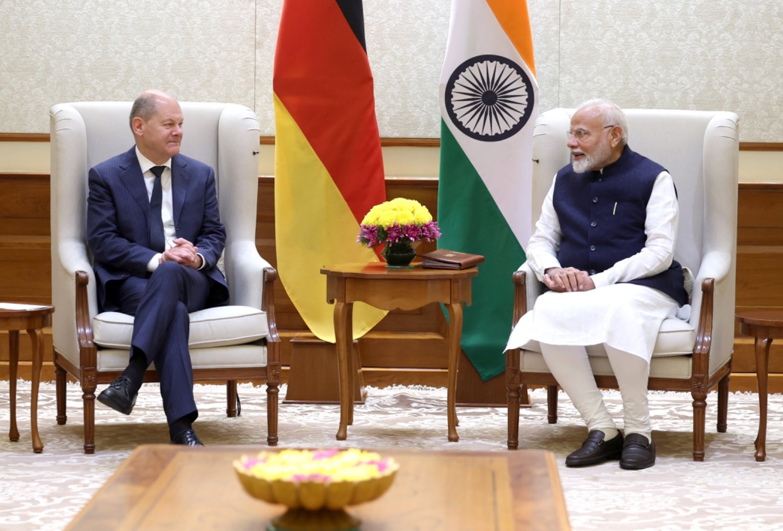 नई दिल्‍ली: जर्मनी के चांसलर ओलाज शोल्ज़ ने की प्रधानमंत्री नरेंद्र मोदी से उनके आवास पर मुलाकात