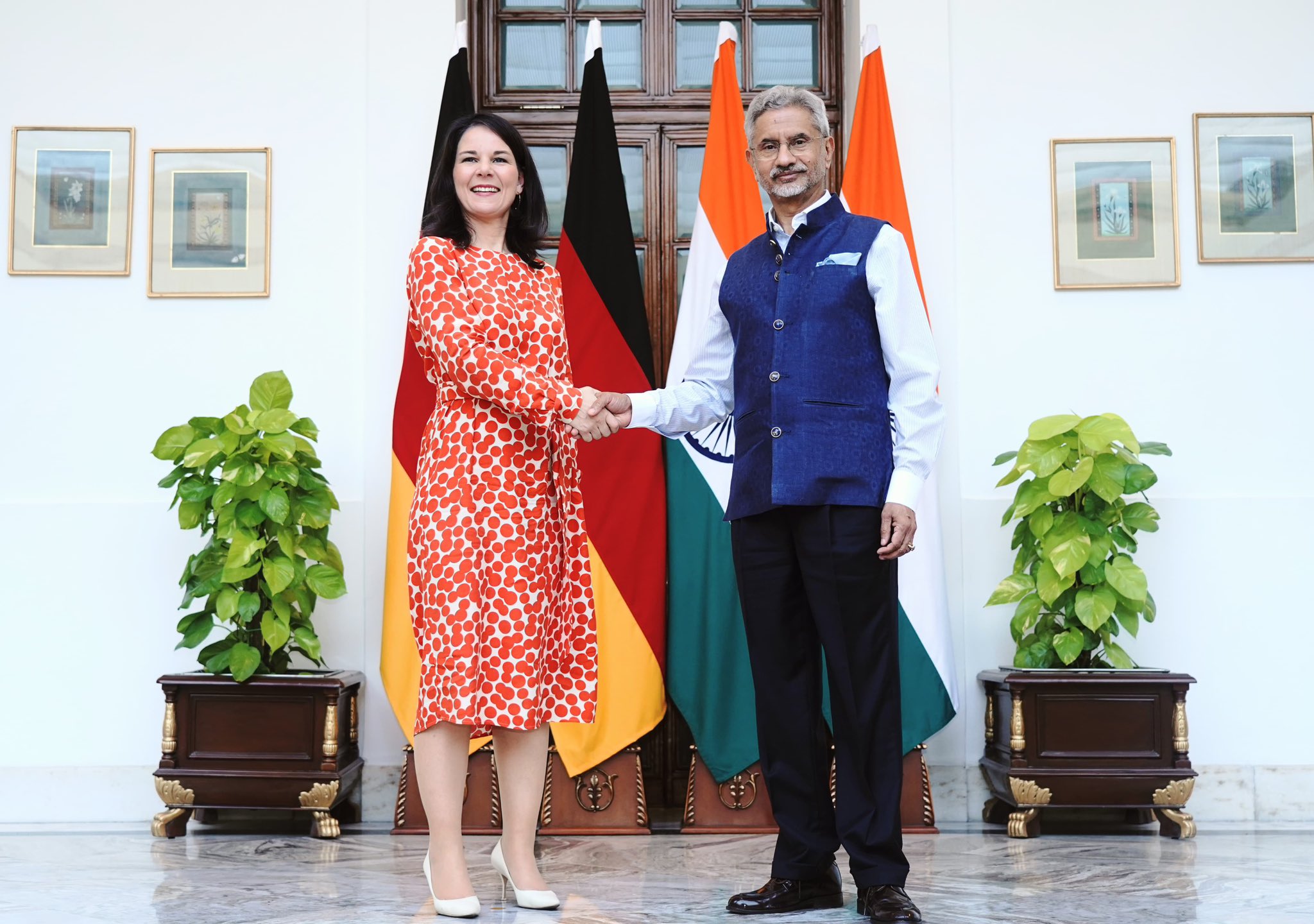 विदेश मंत्री डॉ. एस. जयशंकर ने जर्मनी की विदेश मंत्री एनालेना बेयरबॉक के साथ बातचीत की