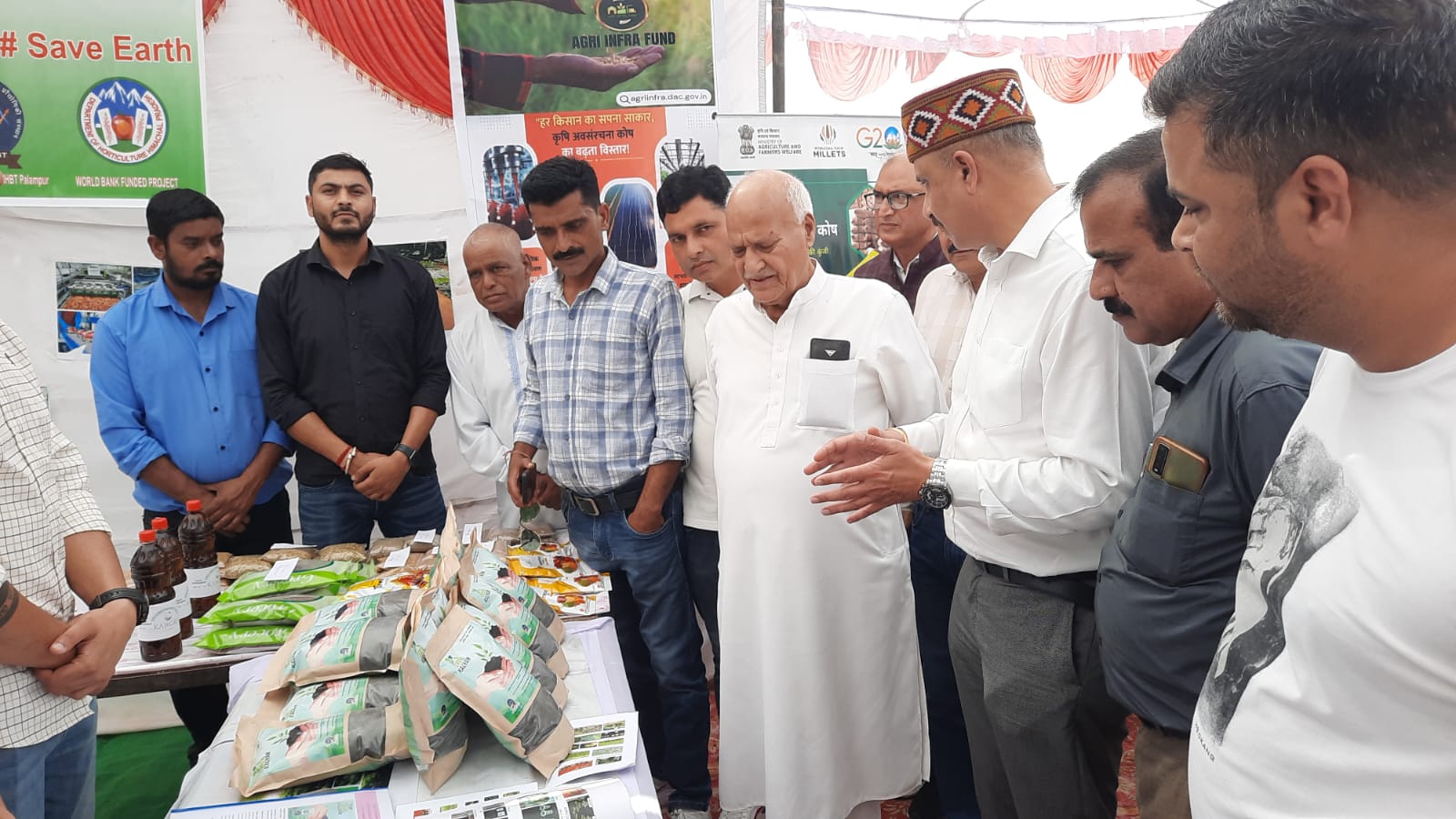 कृषि मंत्री प्रो. चन्द कुमार ने किसान मेले में बतौर मुख्यातिथि की शिरकत