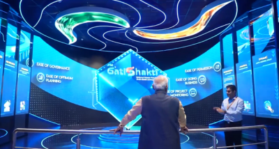 Prime Minister Narendra Modi Visits PM Gati Shakti Anubhuti Kendra at Bharat Mandapam