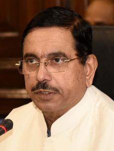 কৰ্ণাটকৰ স্থানীয় নিকায়ৰ নিৰ্বাচন সন্দৰ্ভত কেন্দ্রীয় মন্ত্রী প্রহ্লাদ যোশীৰ প্ৰতিক্ৰিয়া