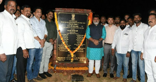 रत्नागिरीतल्या रत्नदुर्ग किल्ल्यावर उभारण्यात आलेल्या शिवसृष्टीच्या पहिल्या टप्प्याचं लोकार्पण