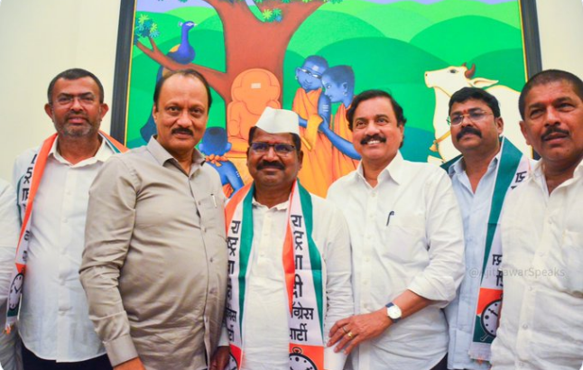 काँग्रेस आमदार हिरामण खोसकर यांचा राष्ट्रवादी काँग्रेस पक्षात प्रवेश