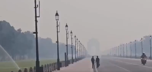 केंद्रीय प्रदूषण नियंत्रण बोर्ड ने दिल्ली में वायु गुणवत्ता स्तर को “खराब” श्रेणी में रखा