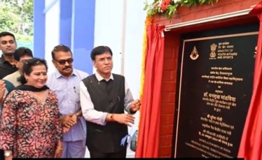 केन्द्रीय मंत्री डॉ. मनसुख मांडविया ने केरल के करियावट्टोम में 300 बिस्तर वाले लड़कियों के हॉस्टल का उद्घाटन किया