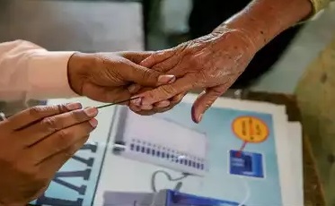 जम्मू आणि काश्मीर विधानसभा निवडणुकांच्या शेवटच्या टप्प्यातील मतदानाला सुरुवात