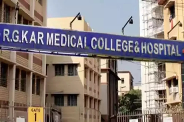West Bengal: 6 Junior Doctors Begin Hunger Strike