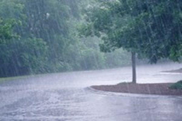 IMD forecast heavy rainfall in Arunachal Pradesh, Assam & Maharashtra