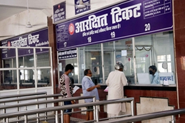 Govt reduces time limit for advance ticket booking from 120 to 60 days