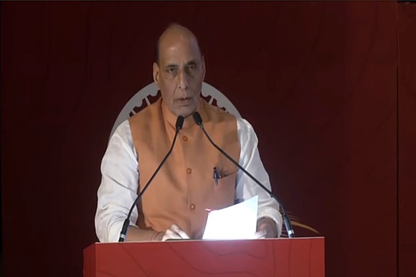 नियंत्रण रेषेजवळ लष्कराची गस्त आणि गुरांची चराई सुरु राहण्यात भारत आणि चीनचं एकमत