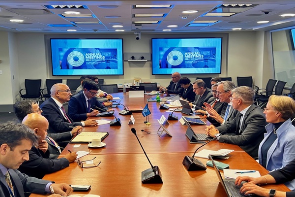 Nepal’s FM Bishnu Paudel engages in meetings with ADB, World Bank