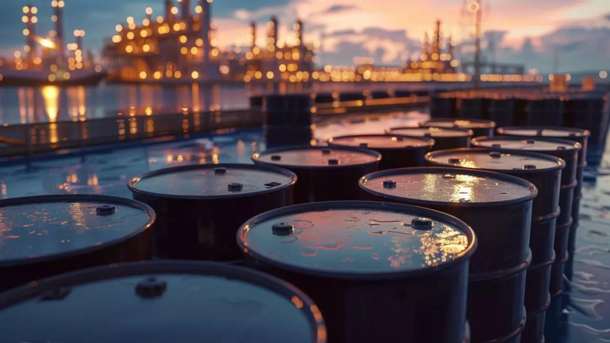 Crude Oil Prices Edge Up Marginally; Brent, WTI Trade Nearly Flat