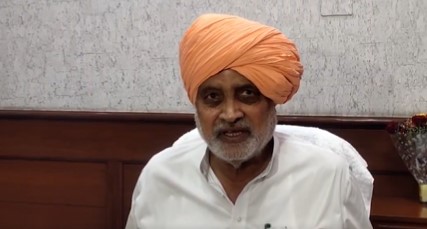 हरियाणा के कृषि मंत्री श्‍याम सिंह राणा ने किसानों से अपील की है कि वे पराली न जलाएं