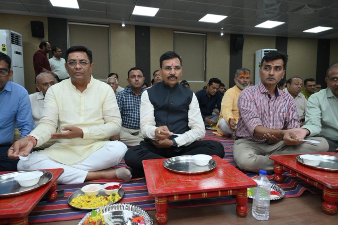 રાજ્યભરમાં આજે ધનતેરસ અને ધન્વંતરી તેરસની ઉજવણી