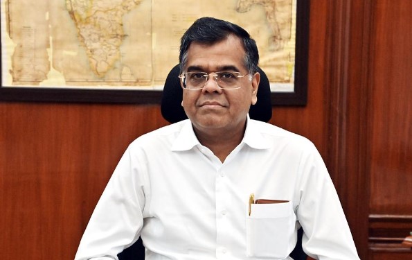 मंत्रिमंडल सचिव टी. वी. सोमनाथन ने बंगाल की खाड़ी में आने वाले चक्रवात की तैयारियों की समीक्षा की