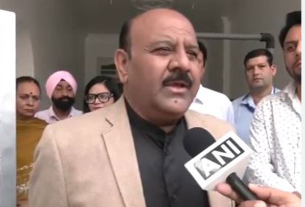 जम्मू-कश्मीर सरकार युवाओं के तकनीकी कौशल को निखारने के लिए प्रतिबद्धः सुरिंदर कुमार सिंह