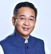 सिक्किम के मुख्‍यमंत्री प्रेम सिंह तमांग गोले ने रक्षा मंत्री राजनाथ सिंह द्वारा उद्घाटित 75 आधारभूत परियोजनाओं की सराहना की