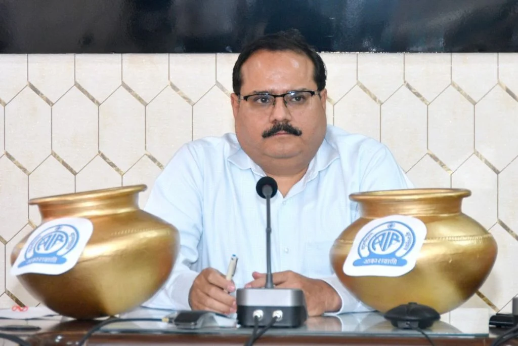 उत्तर प्रदेश में 10 विधानसभा सीटों पर सात दिसंबर से पहले सम्पन्न कराए जाएंगे उपचुनाव